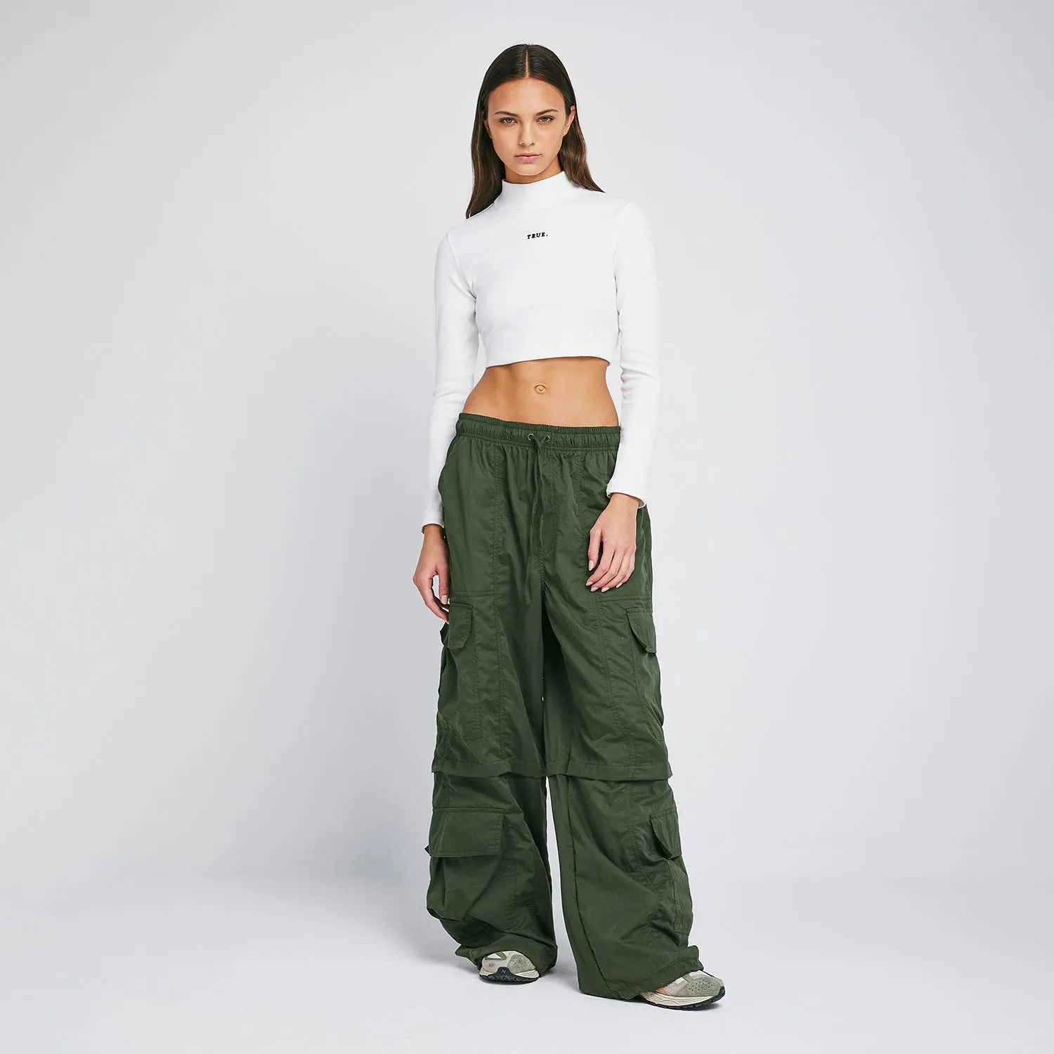 Active Baggy Cargo Pants - Military Green