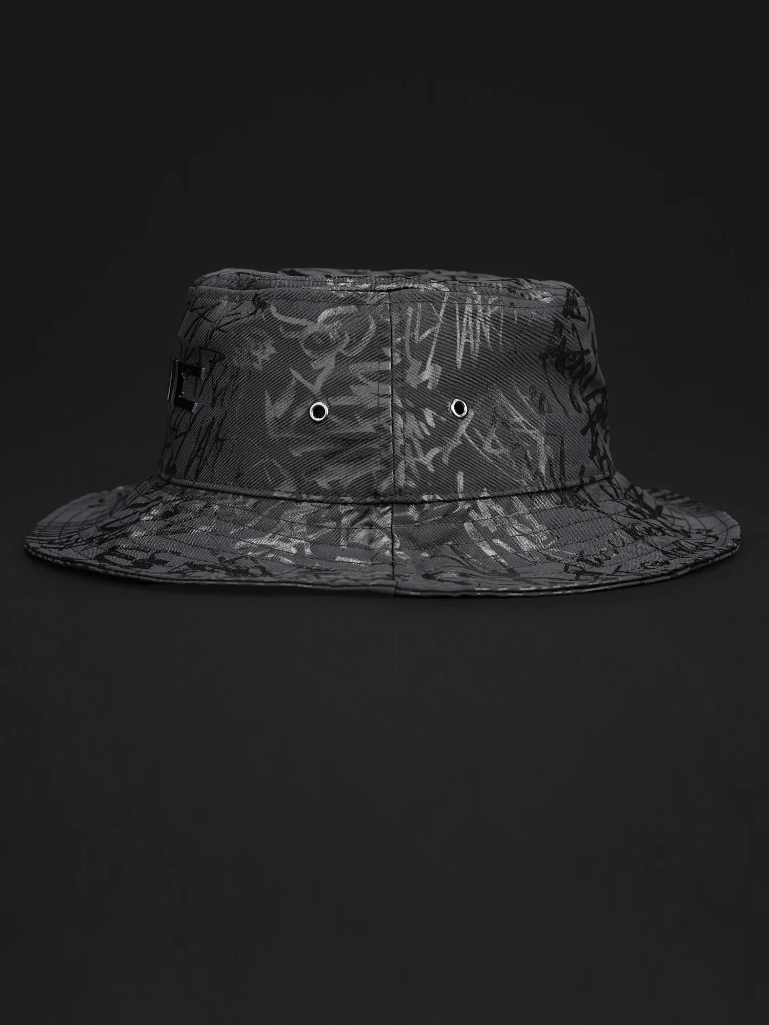 Black THR4SH Bucket Hat