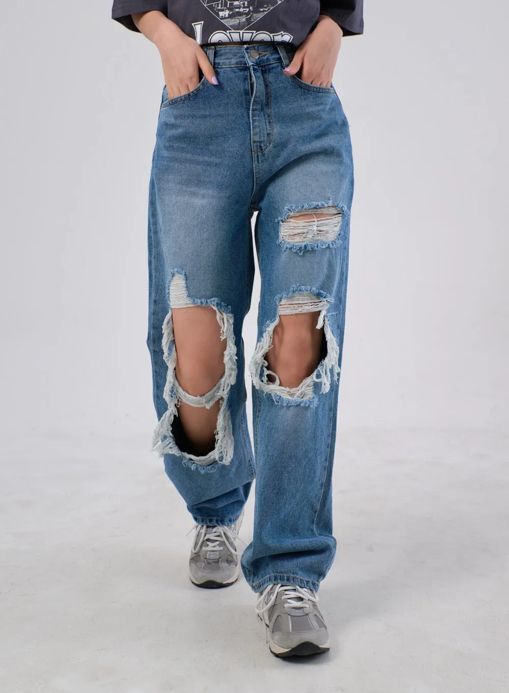 Ripped Knee Jeans IA305