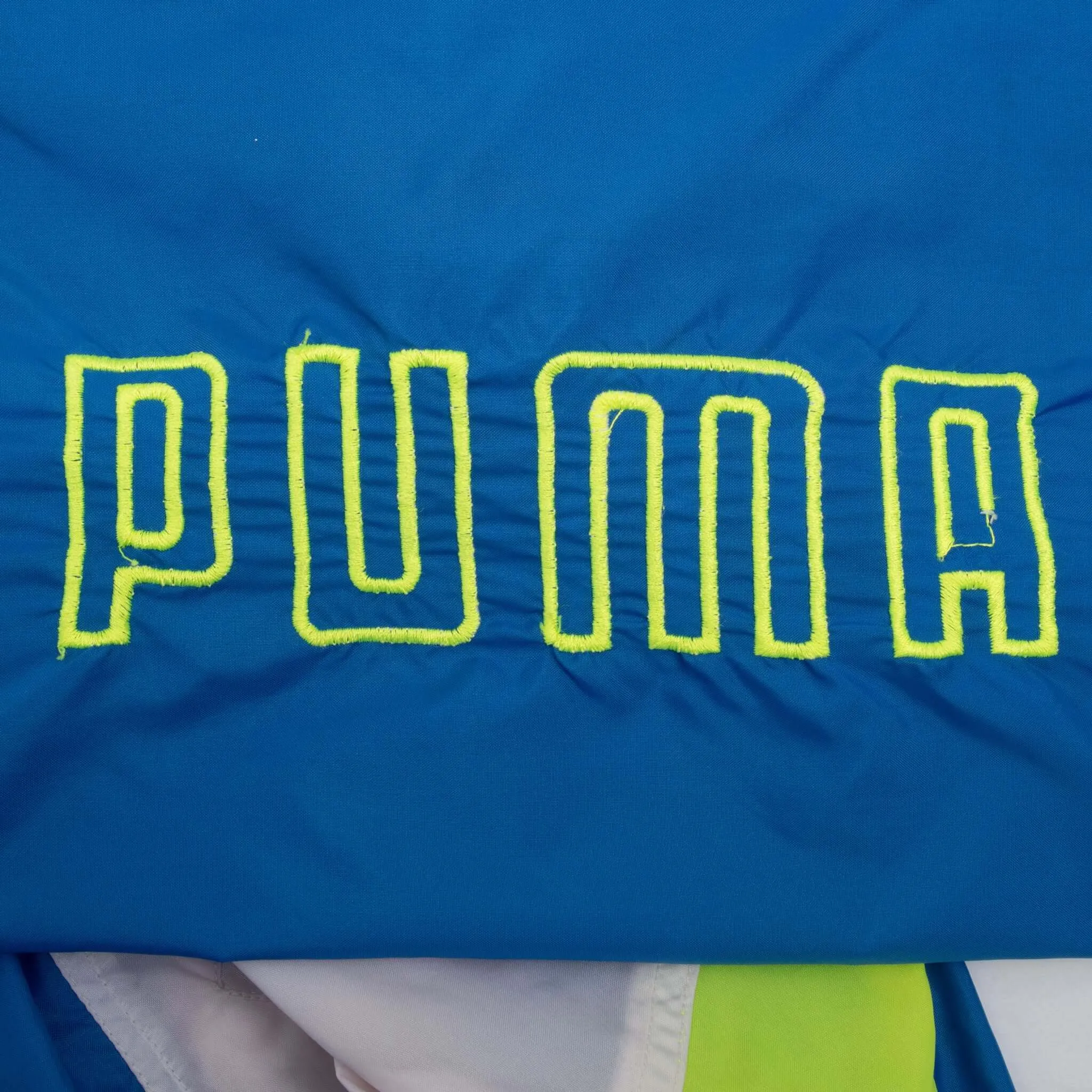 VINTAGE PUMA NEON WINDBREAKER JACKET 1980S MEDIUM