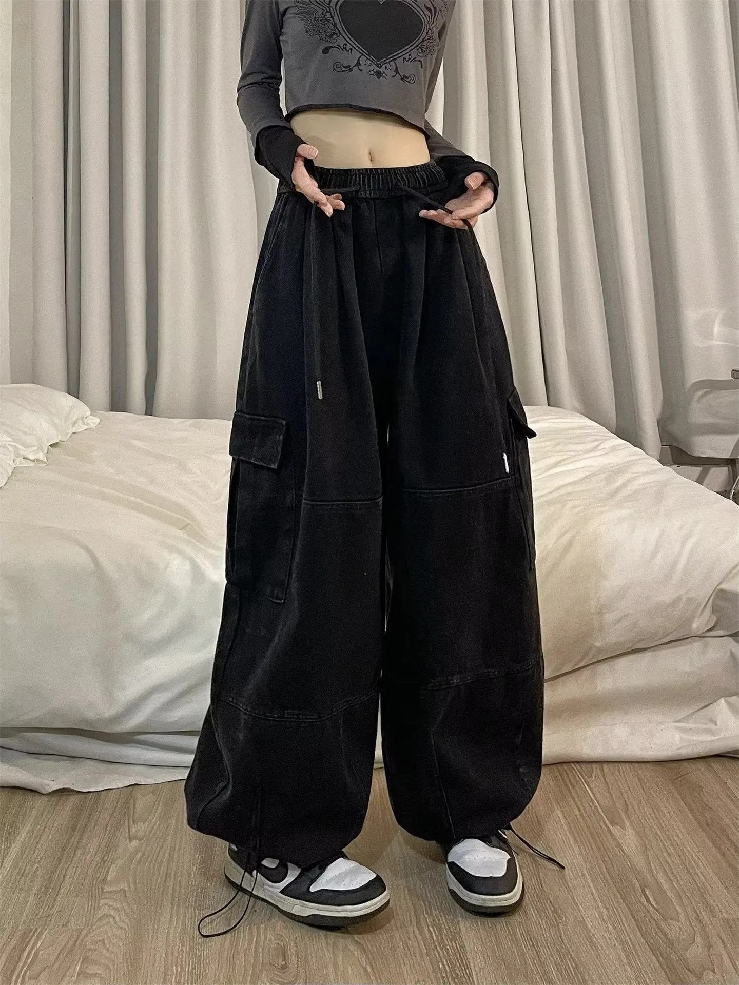 xiangtuibao Cool Drag Girl Dopamine Dark Blue Overalls Male and Female Large Size Loose Wide Leg Mop Pants Spring and Summer Casual Pants Fashion